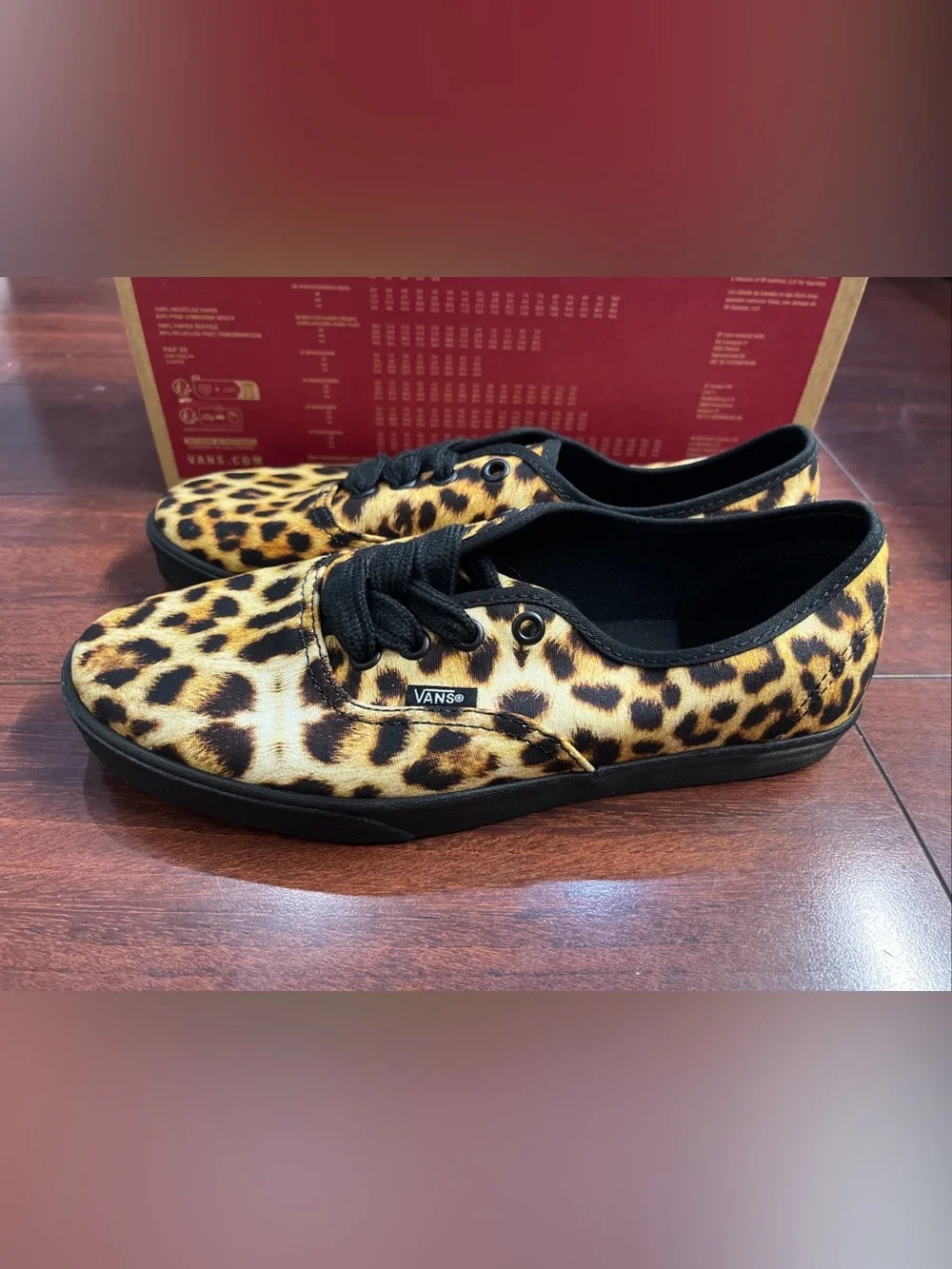 Womens 7.5 Vans Authentic Lowpro Leopard Print Low Top Shoe Sneaker New HALF BOX